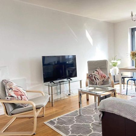 Beach Front Apt With Stunning Sea View Swansea Extérieur photo