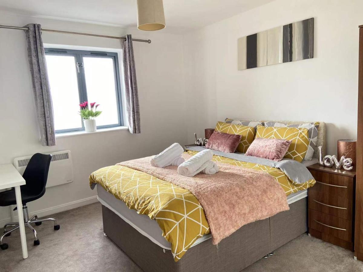 Beach Front Apt With Stunning Sea View Swansea Extérieur photo
