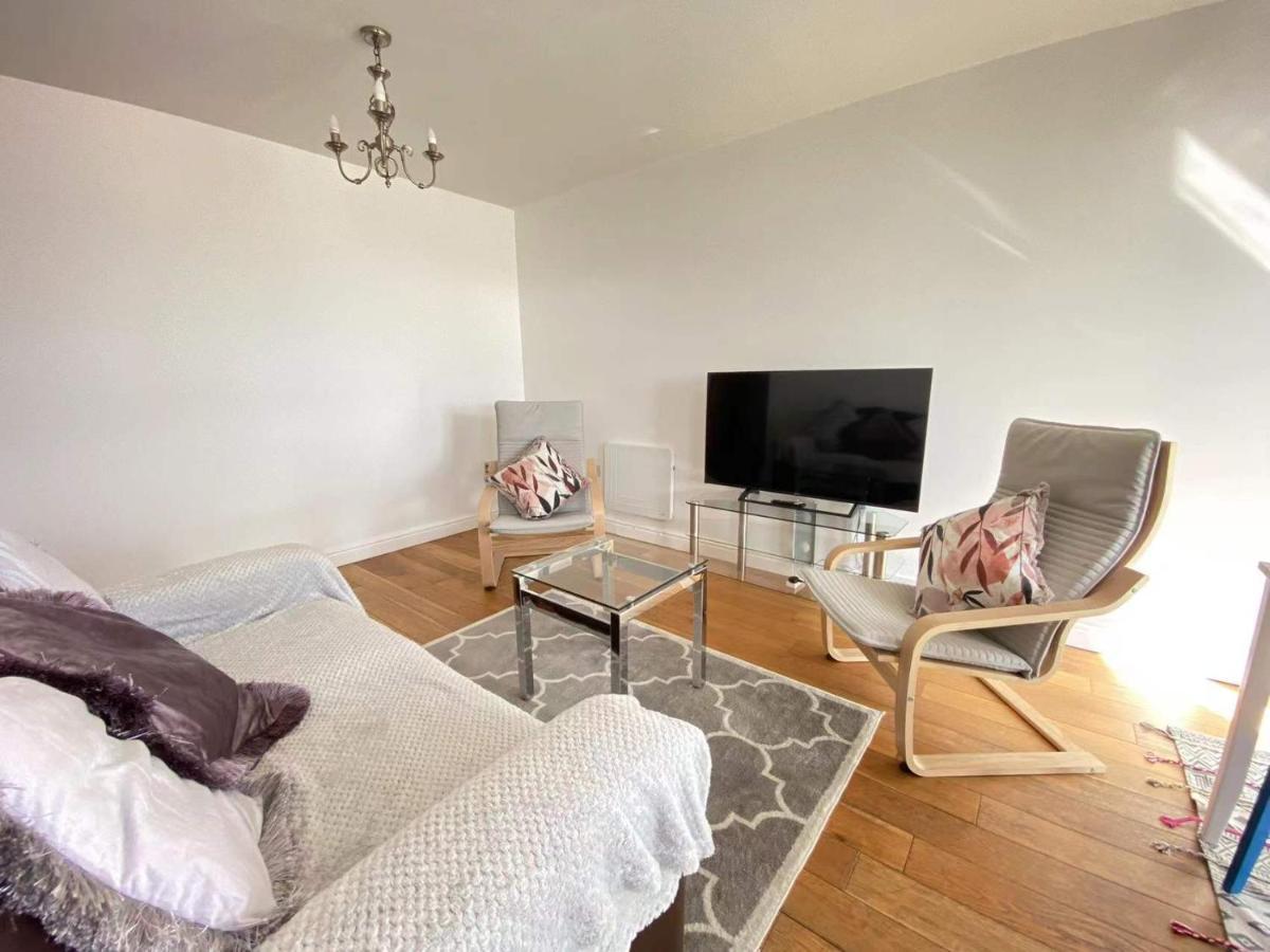 Beach Front Apt With Stunning Sea View Swansea Extérieur photo